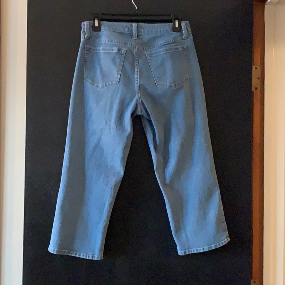 Capri pants - Picture 2 of 3